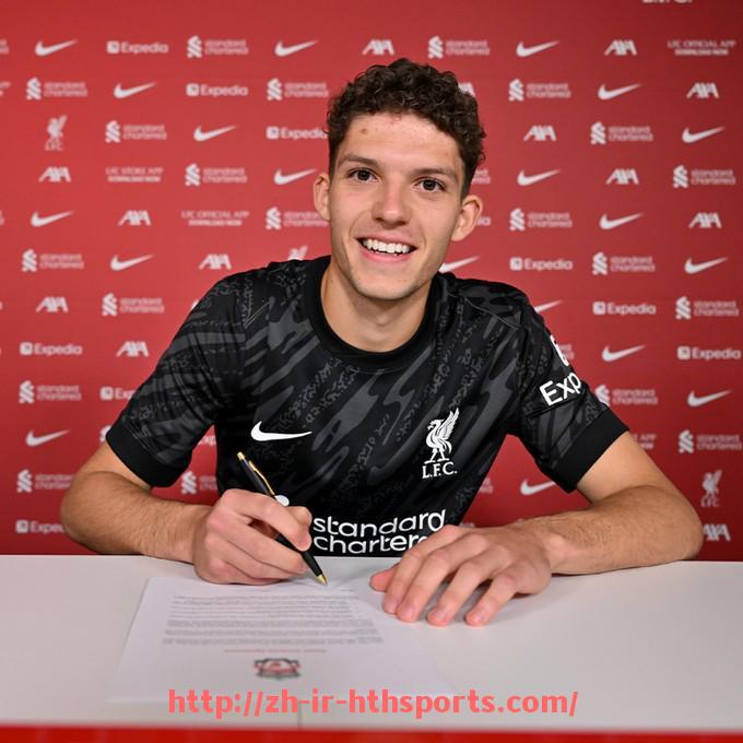 华体会hth登录入口-英超青训球员办理劳工证的政策及流程详解